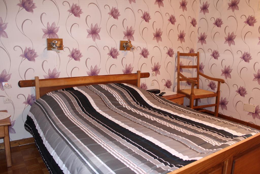 Chambres D'Hotes Au Vieux Moulin Entre Sarreguemine Et Bitche Rahling 部屋 写真